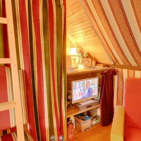 Bed & Breakfast D'hotes De La Galaisiere