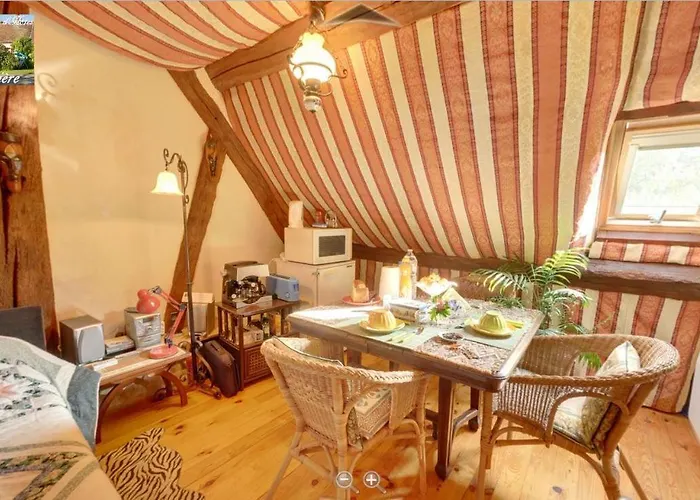 Couette-café D'hôtes De La Galaisière